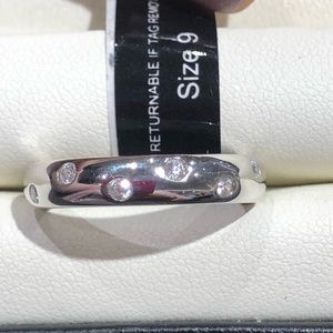 Sterling forever bezel set ring size 9.